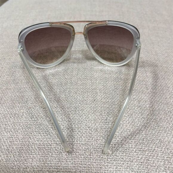 Vince Camuto Aviator Style Sunglasses Mirrored Lens - Picture 4 of 7